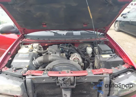 2003 Chevrolet Trailblazer Ext Lt из США, поврежденный, VIN 1GNET16P236217808